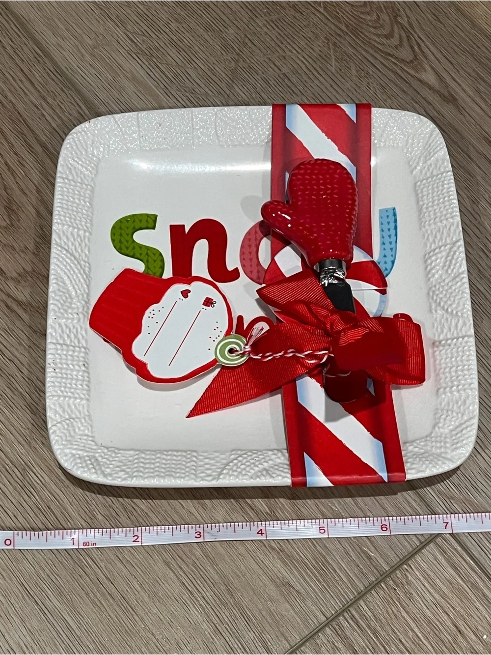Hallmark White Dessert Plate with Red Mitten Spreader and Ribbon